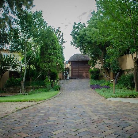 The Rivonia River Lodge Johannesburg Ngoại thất bức ảnh