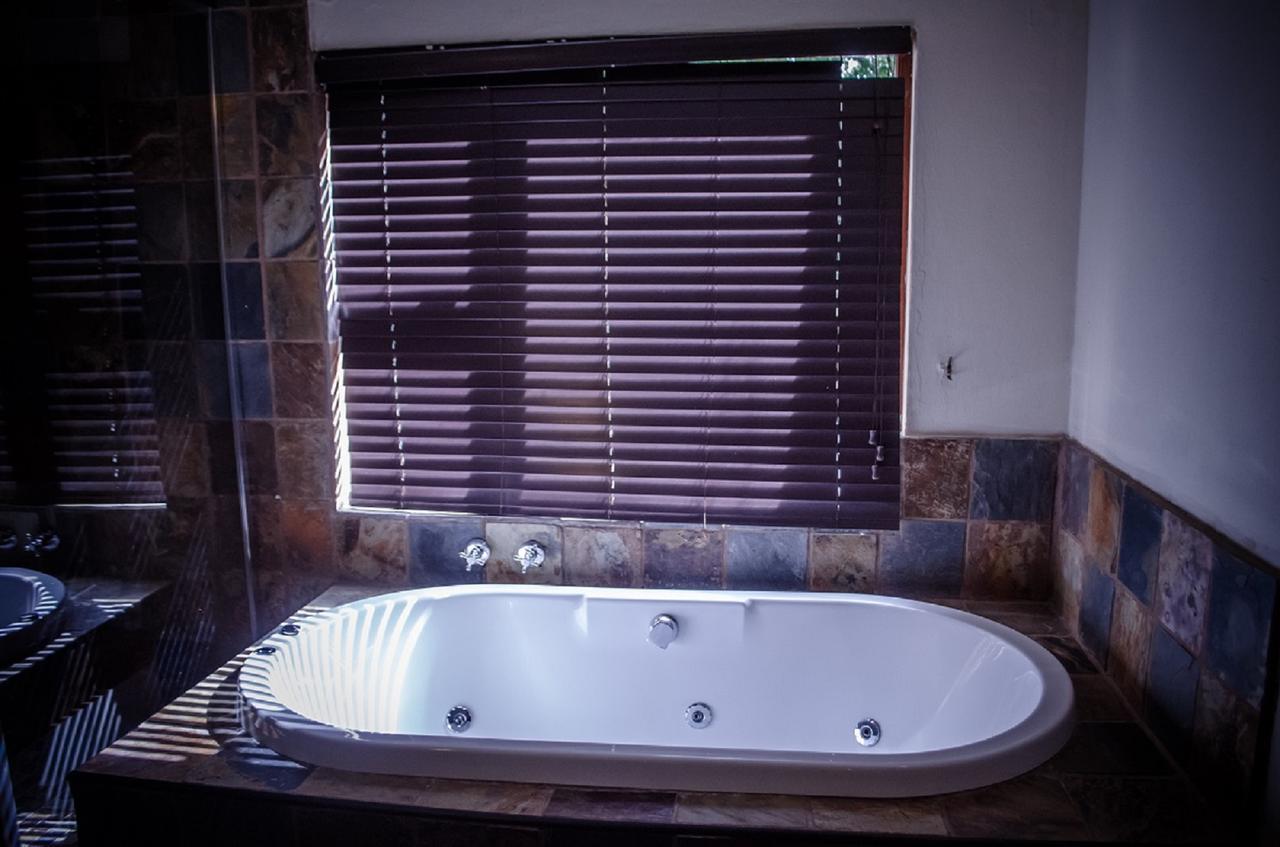 The Rivonia River Lodge Johannesburg Ngoại thất bức ảnh