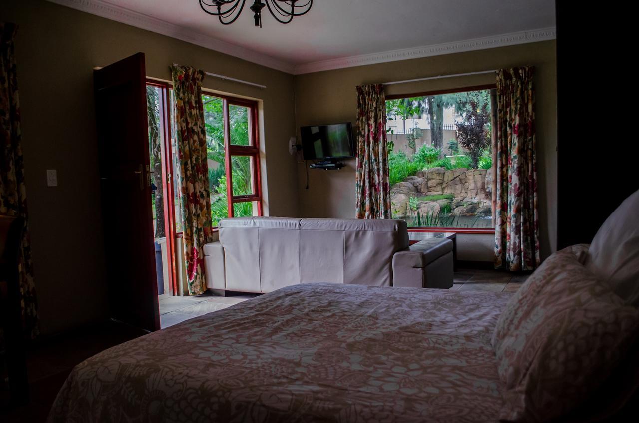 The Rivonia River Lodge Johannesburg Ngoại thất bức ảnh