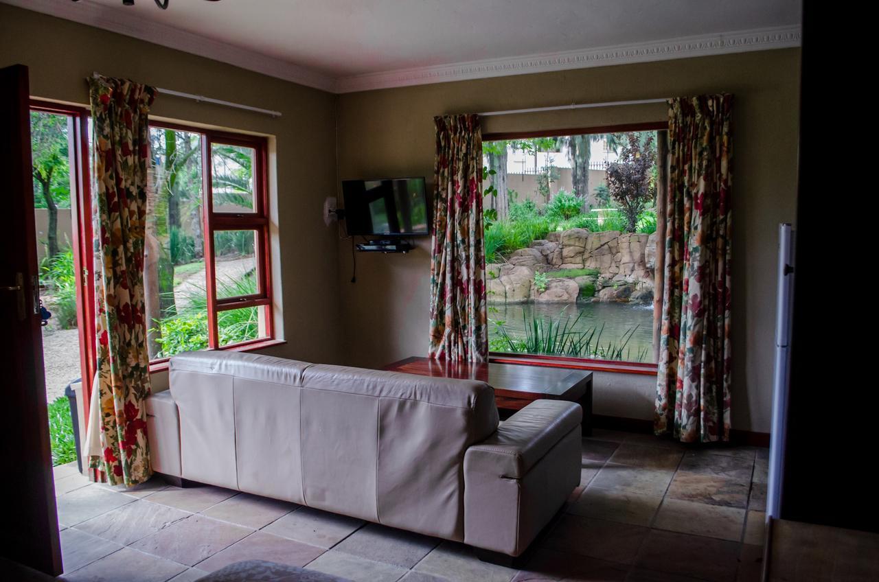 The Rivonia River Lodge Johannesburg Ngoại thất bức ảnh